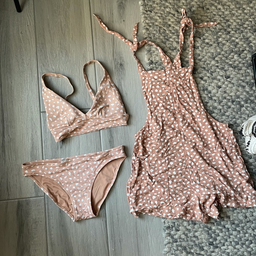 American eagle swimsuit set